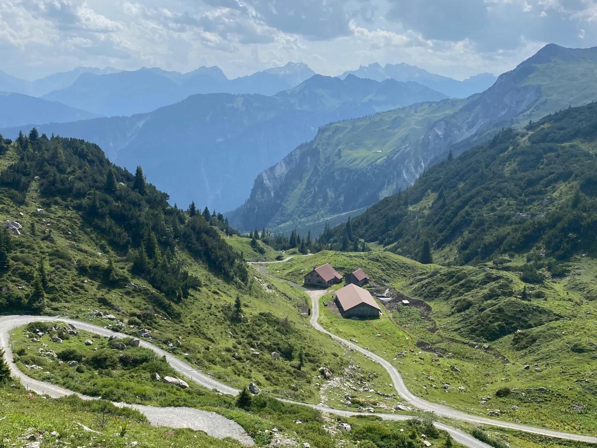 Apartamento Haus Maschol Wald am Arlberg Exterior foto